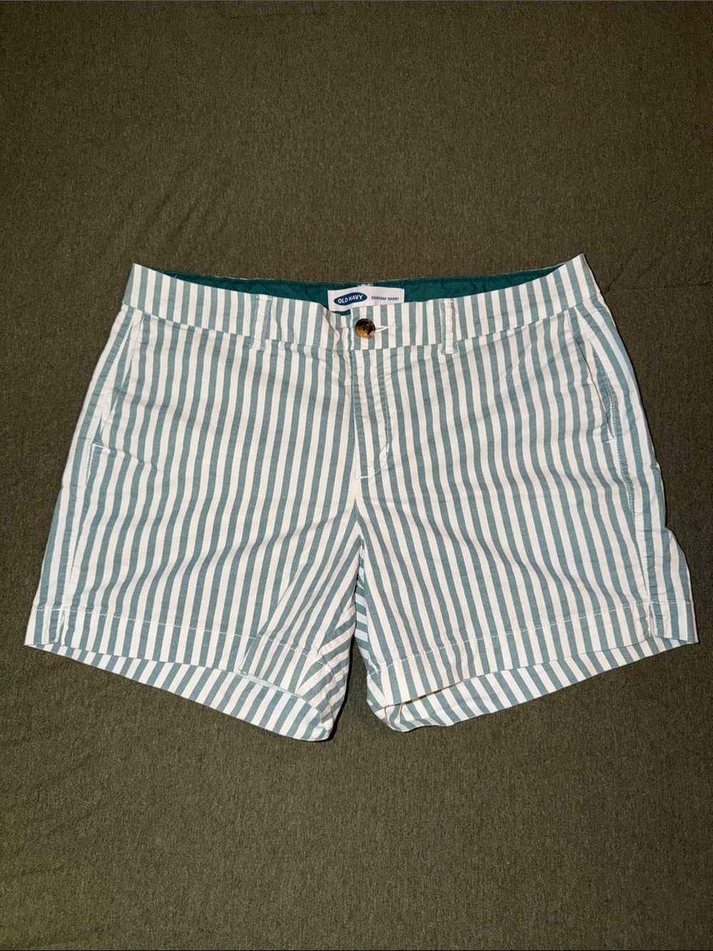 Old Navy Everyday Short 5” size 12
